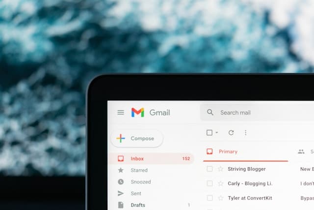 How To Draft an Executive Assistant Introduction Email